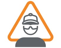 משולש כתום עם סמל של אדם החובש כובע בטיחות ומשקפי בטיחות